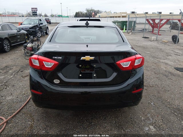 1G1BC5SM1H7199021 Chevrolet Cruze Ls Auto