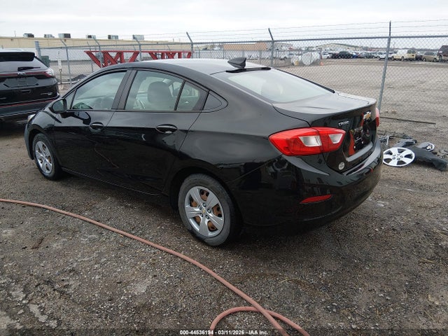 1G1BC5SM1H7199021 Chevrolet Cruze Ls Auto