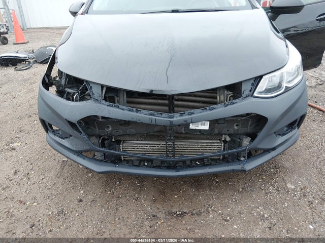 1G1BC5SM1H7199021 Chevrolet Cruze Ls Auto