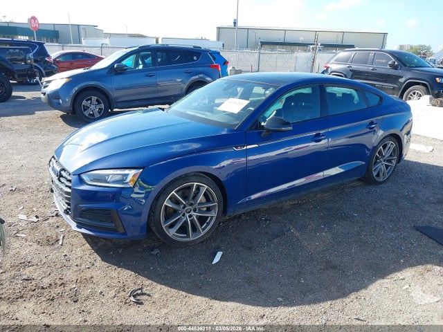 44536211 :رقم المزاد ، WAUENCF53KA075877 vin ، 2019 Audi A5 45 Premium مزاد بيع