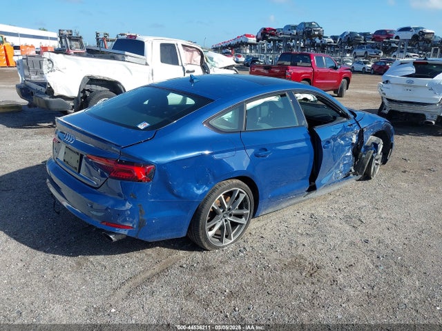 44536211 :رقم المزاد ، WAUENCF53KA075877 vin ، 2019 Audi A5 45 Premium مزاد بيع