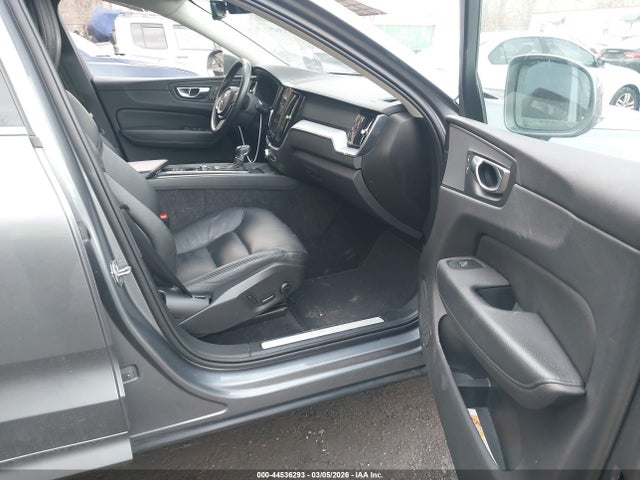2020 VOLVO XC60 YV4102DK6L1553923 Photo 4