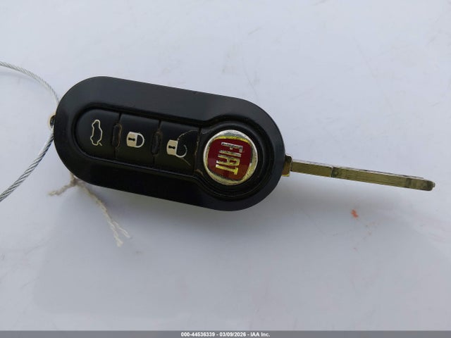 2013 FIAT 500 3C3CFFAR4DT674161 Photo 10