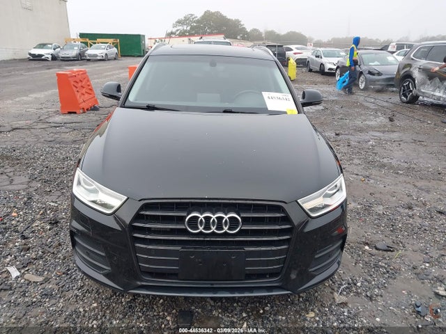 44536342 :رقم المزاد ، WA1ECCFS7HR015670 vin ، 2017 Audi Q3 2.0t Premium مزاد بيع