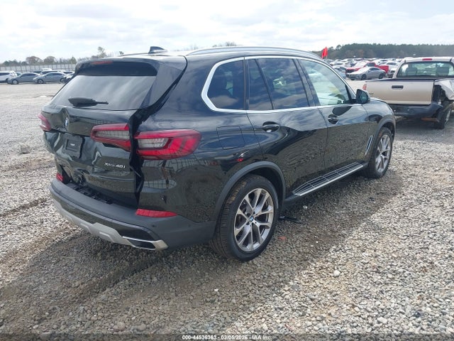 2022 BMW X5 5UXCR6C01N9M66846 Photo 3