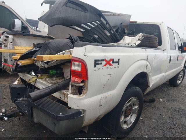 2011 FORD F-350 1FT8W3B62BEC58014 Photo 3