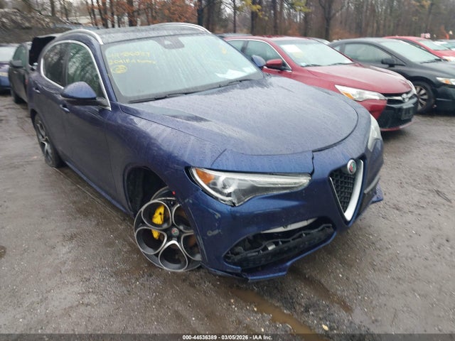 44536389 :رقم المزاد ، ZASPAKBN1L7C86945 vin ، 2020 Alfa Romeo Stelvio Ti Awd مزاد بيع