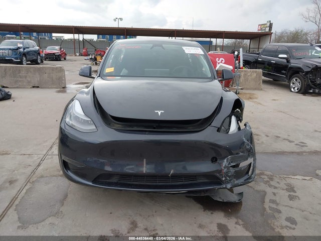 44536440 :رقم المزاد ، 7SAYGDEE6RA239450 vin ، 2024 Tesla Model Y Long Range Dual Motor All-wheel Drive مزاد بيع