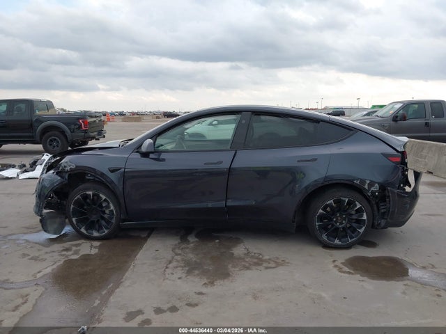 44536440 :رقم المزاد ، 7SAYGDEE6RA239450 vin ، 2024 Tesla Model Y Long Range Dual Motor All-wheel Drive مزاد بيع