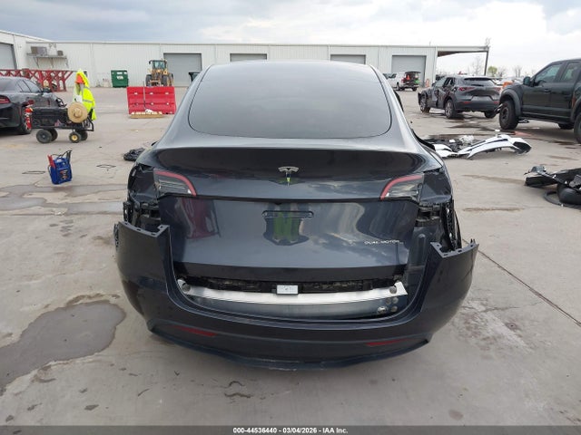 44536440 :رقم المزاد ، 7SAYGDEE6RA239450 vin ، 2024 Tesla Model Y Long Range Dual Motor All-wheel Drive مزاد بيع