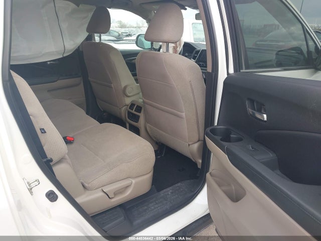 44536442 :رقم المزاد ، 5FNYF6H44GB059351 vin ، 2016 Honda Pilot Ex مزاد بيع