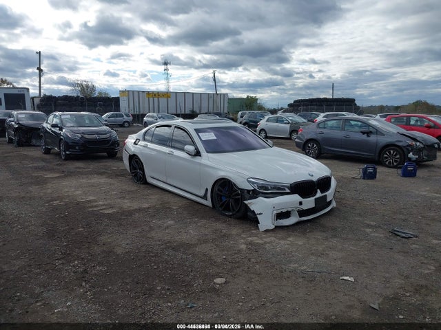 Продаж на аукціоні авто 2016 Bmw 750i Xdrive, vin: WBA7B0C57GG526785, номер лоту: 44536464