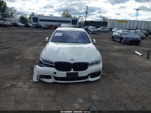 Продаж на аукціоні авто 2016 Bmw 750i Xdrive, vin: WBA7B0C57GG526785, номер лоту: 44536464