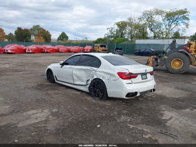 Продаж на аукціоні авто 2016 Bmw 750i Xdrive, vin: WBA7B0C57GG526785, номер лоту: 44536464