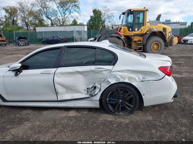 Продаж на аукціоні авто 2016 Bmw 750i Xdrive, vin: WBA7B0C57GG526785, номер лоту: 44536464