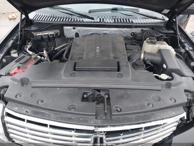 5LMJJ3J54EEL02343 Lincoln NAVIGATOR L