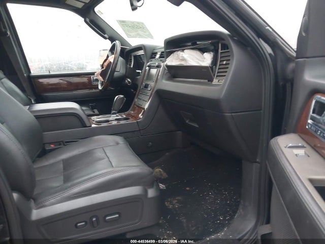 5LMJJ3J54EEL02343 Lincoln NAVIGATOR L