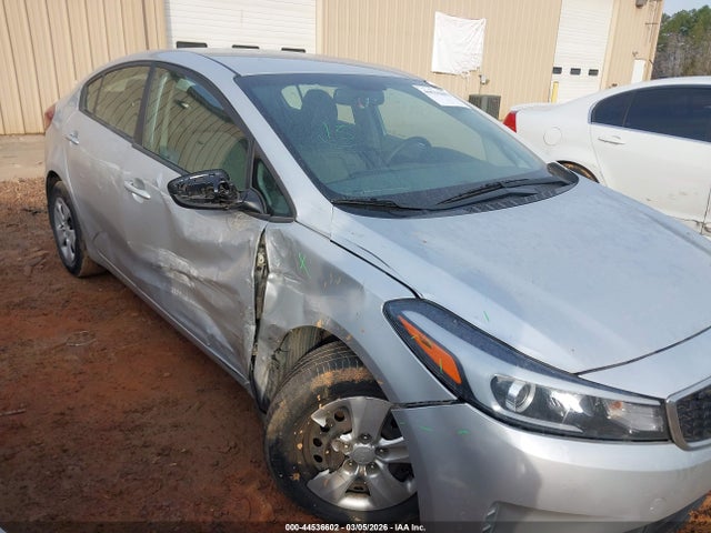 44536602 :رقم المزاد ، 3KPFK4A76HE105071 vin ، 2017 Kia Forte Lx مزاد بيع