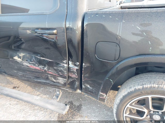 44536619 :رقم المزاد ، 1C6SRFJTXKN586598 vin ، 2019 Ram 1500 Laramie  4x4 5'7 Box مزاد بيع