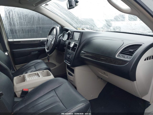 2014 Chrysler Town & Country Touring მანქანა იყიდება აუქციონზე, vin: 2C4RC1BG6ER256509, აუქციონის ნომერი: 44536634
