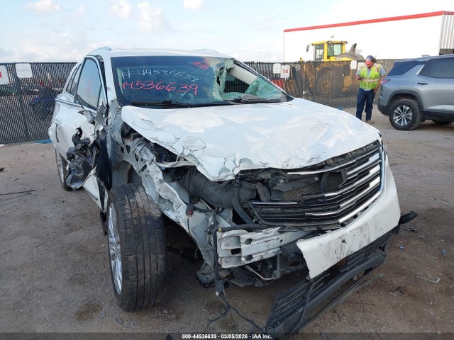 2017 CADILLAC XT5 1GYKNCRS9HZ243095 Photo 0