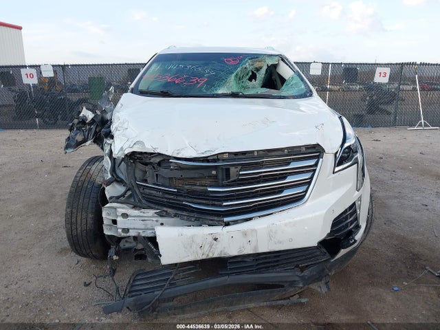 44536639 :رقم المزاد ، 1GYKNCRS9HZ243095 vin ، 2017 Cadillac Xt5 Premium Luxury مزاد بيع