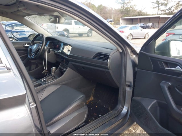 3VWE57BUXKM111135 Volkswagen Jetta 1.4t Sel