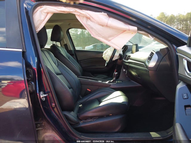 Auction sale of the 2018 Mazda Mazda3 Touring, vin: 3MZBN1V37JM163050, lot number: 44536651