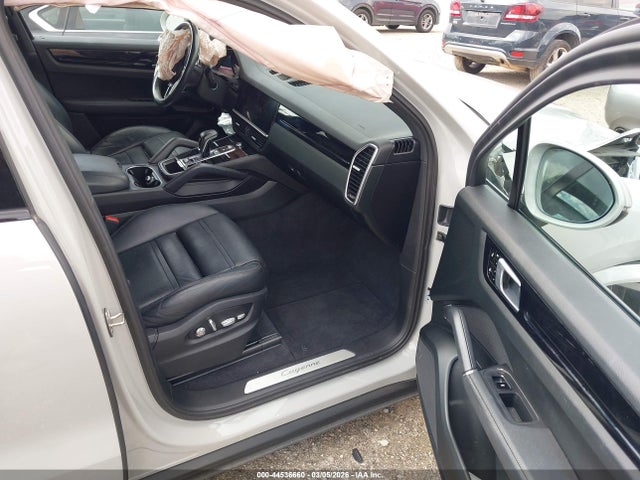 2020 PORSCHE CAYENNE WP1AA2AY4LDA05635 Photo 4