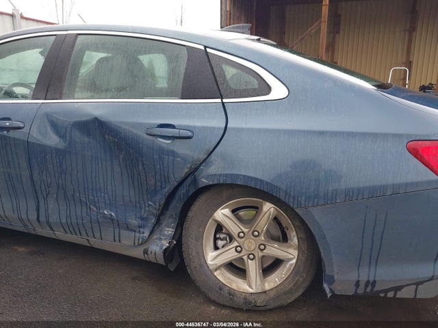 1G1ZC5ST1RF147661 Chevrolet Malibu Fwd 1fl