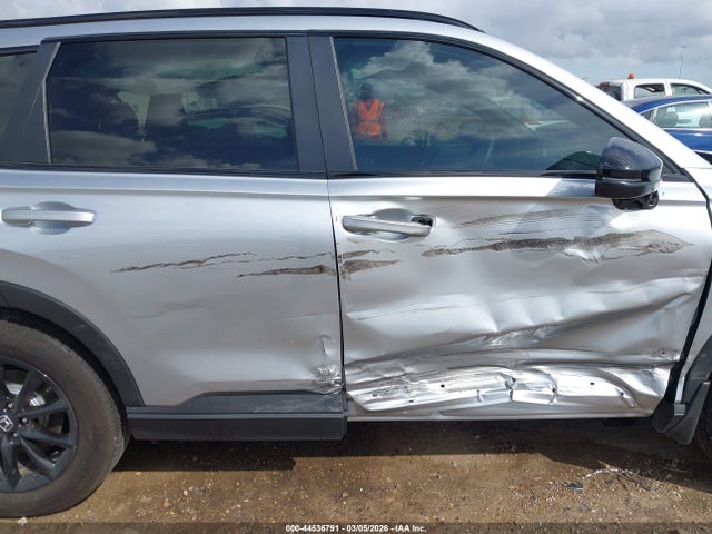 2026 HONDA CR-V HYBRID 5J6RS5H87TL005637 Photo 5