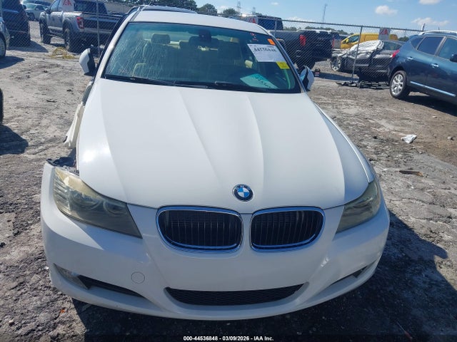 Продажа на аукционе авто 2011 Bmw 328i, vin: WBAPH7G50BNN04231, номер лота: 44536848