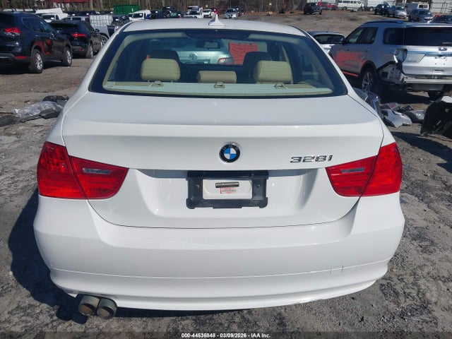 Продажа на аукционе авто 2011 Bmw 328i, vin: WBAPH7G50BNN04231, номер лота: 44536848