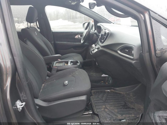 2019 Chrysler Pacifica Touring Plus მანქანა იყიდება აუქციონზე, vin: 2C4RC1FG6KR532001, აუქციონის ნომერი: 44536896