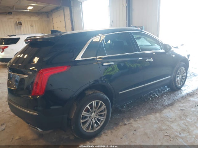 2018 CADILLAC XT5 1GYKNDRS3JZ151430 Photo 3