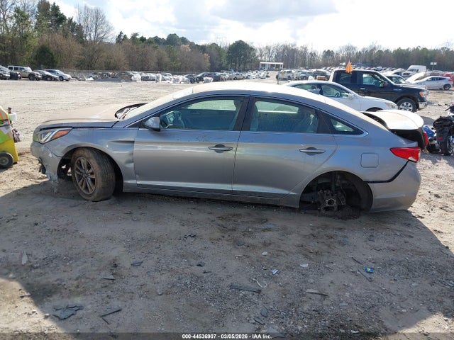 Hyundai SONATA SE 2015 5NPE24AFXFH006264 Image 13