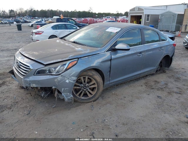 Hyundai SONATA SE 2015 5NPE24AFXFH006264 Image 2
