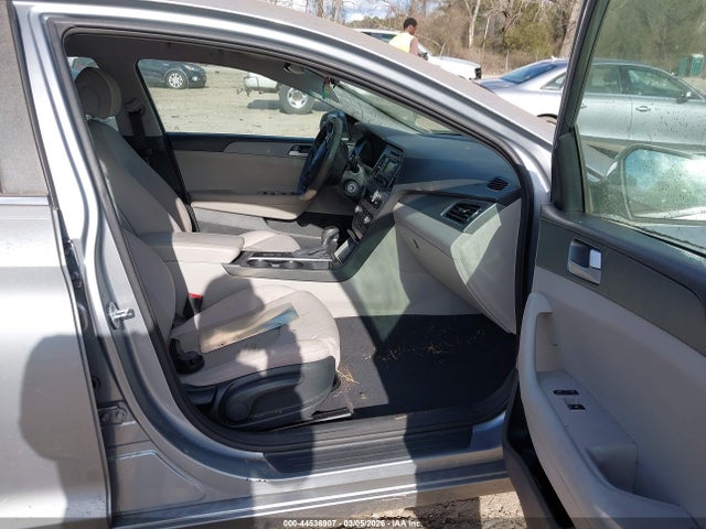 Hyundai SONATA SE 2015 5NPE24AFXFH006264 Image 5