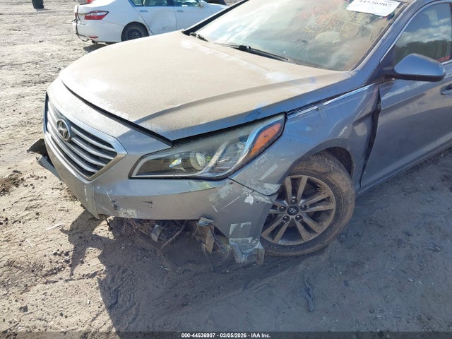 Hyundai SONATA SE 2015 5NPE24AFXFH006264 Image 6