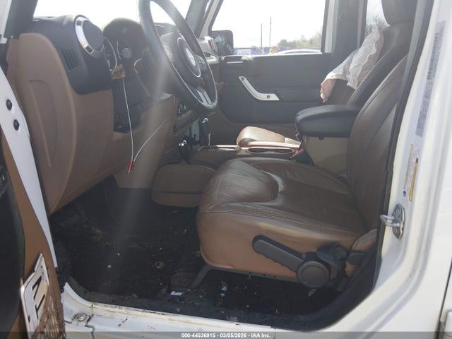 44536915 :رقم المزاد ، 1C4HJWEG9GL216883 vin ، 2016 Jeep Wrangler Unlimited Sahara مزاد بيع