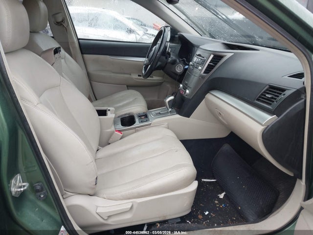44536962 :رقم المزاد ، 4S4BRBGC7B3326854 vin ، 2011 Subaru Outback 2.5i Premium مزاد بيع