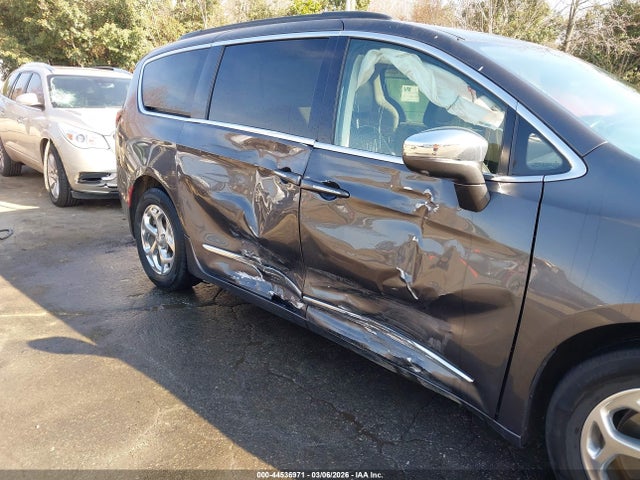 Продажа на аукционе авто 2022 Chrysler Pacifica Limited, vin: 2C4RC1GG0NR111815, номер лота: 44536971