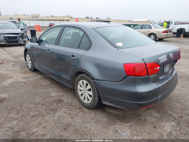 2014 Volkswagen Jetta 2.0l S მანქანა იყიდება აუქციონზე, vin: 3VW2K7AJ0EM361507, აუქციონის ნომერი: 44536975