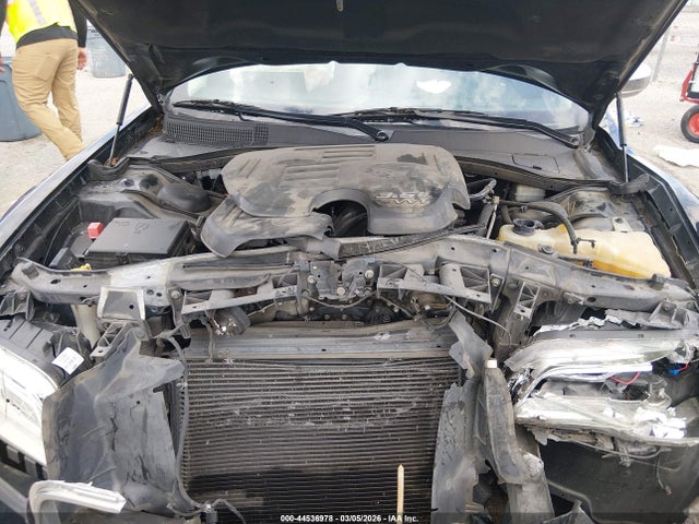 Aukcja sprzedaży 2015 Chrysler 300c, vin: 2C3CCAEG0FH853930, numer aukcji: 44536978
