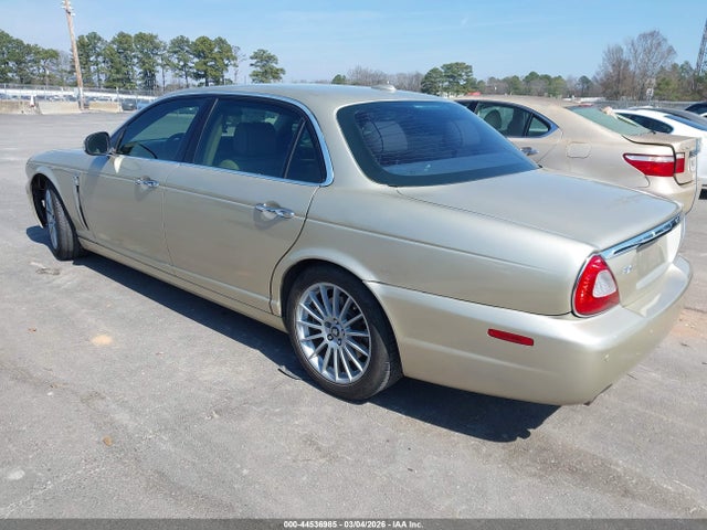 2008 JAGUAR XJ SAJWA79B38SH20739 Photo 2