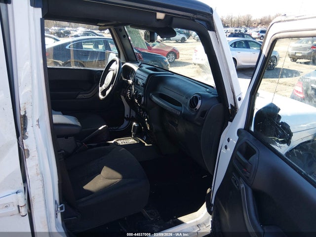 Aukcja sprzedaży 2015 Jeep Wrangler Unlimited Sport, vin: 1C4BJWDG0FL557451, numer aukcji: 44537008