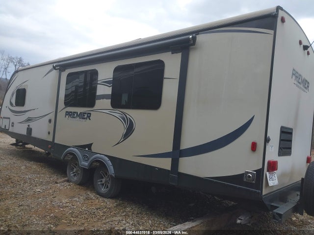 Keystone Travel Trlr 2018 4YDT29R23JD435800 Image 3