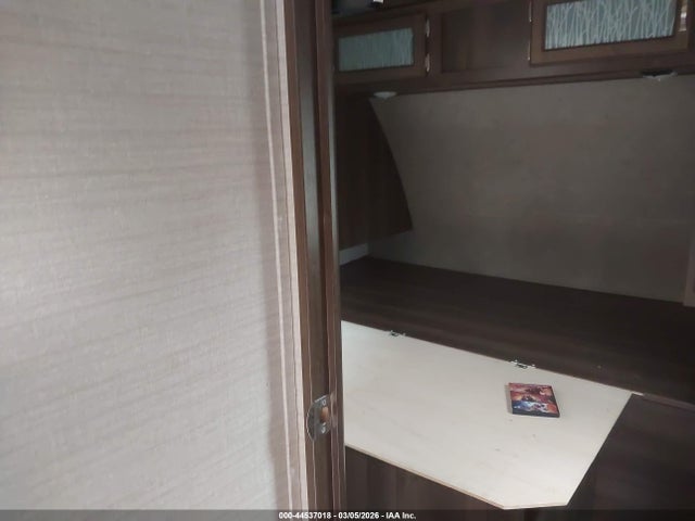 Keystone Travel Trlr 2018 4YDT29R23JD435800 Image 5