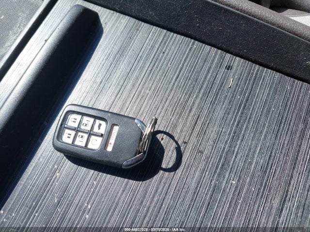 Honda Odyssey Elite 2018 5FNRL6H98JB023095 Image 11