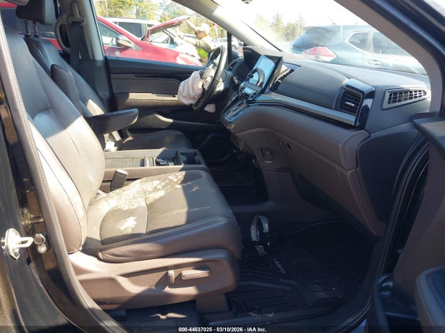 Honda Odyssey Elite 2018 5FNRL6H98JB023095 Image 5